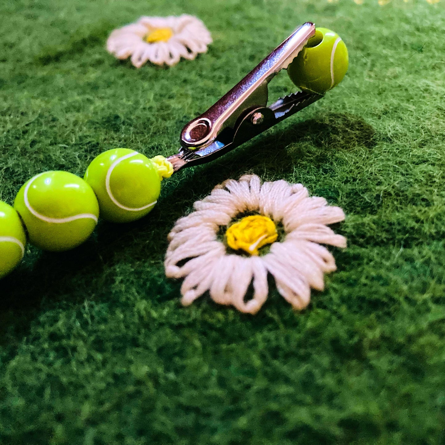 The Tennis J Clip