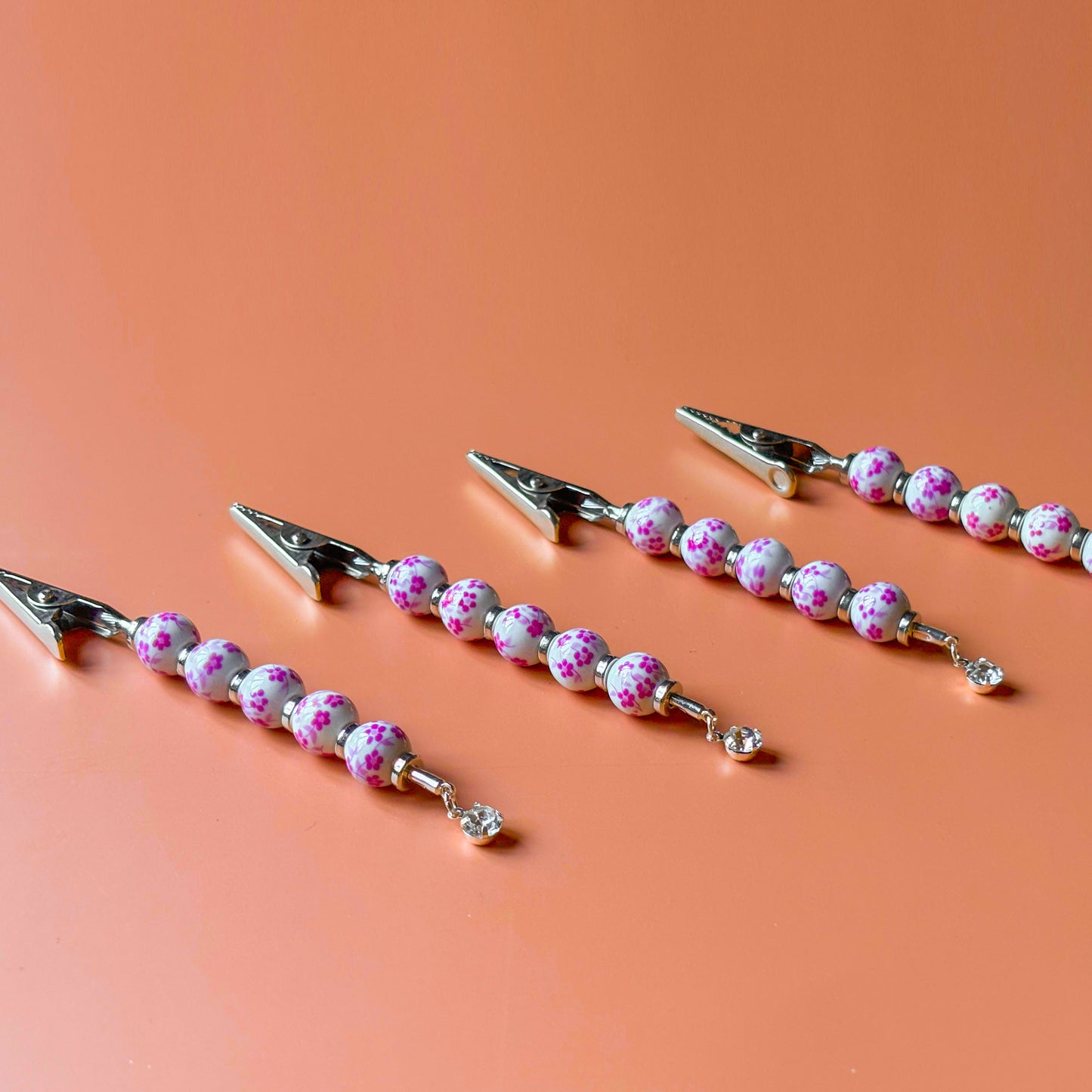 The Jasmine J Clip