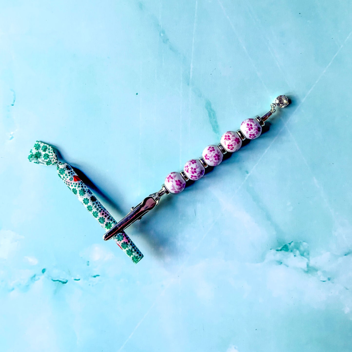 The Jasmine J Clip