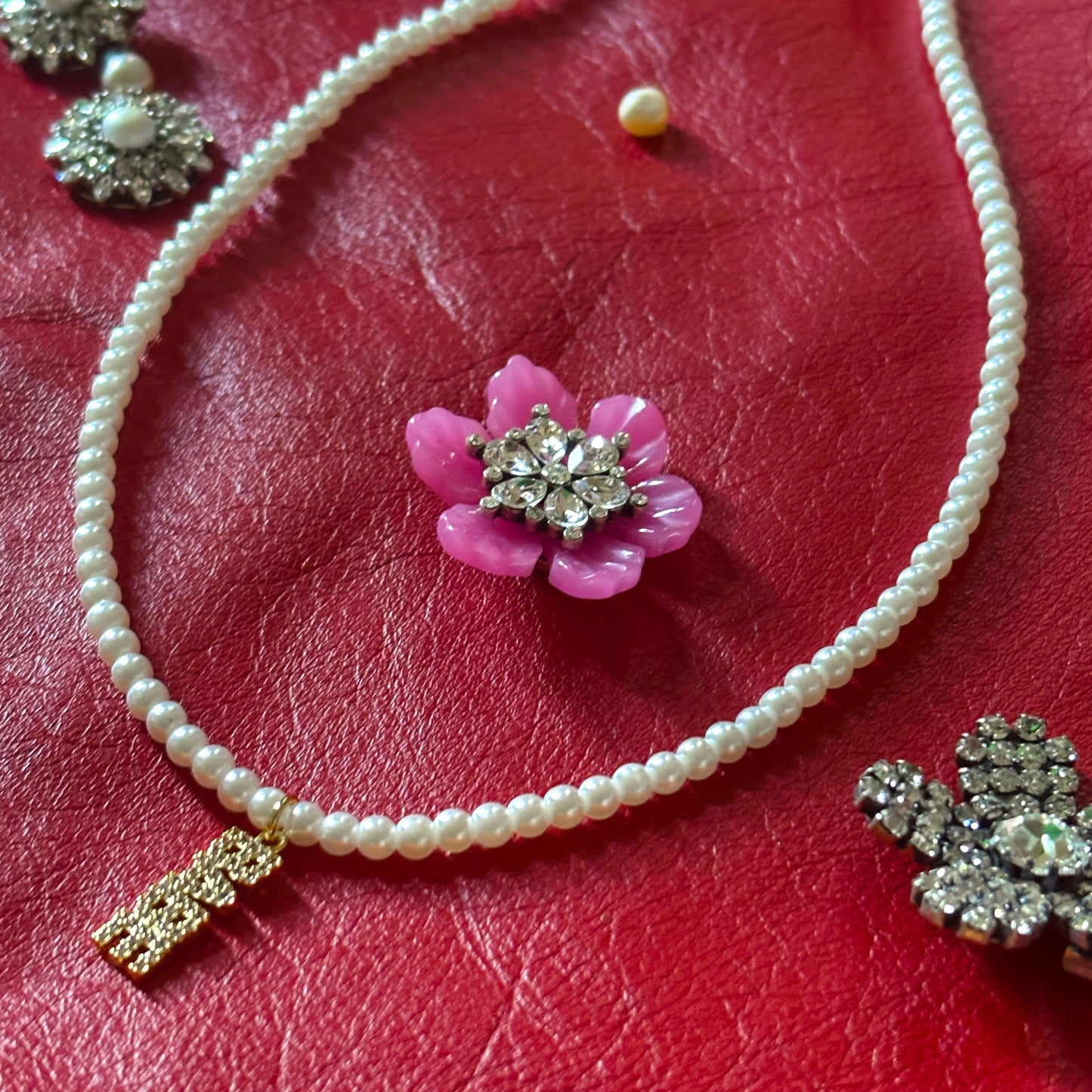 The Pearl Necklace