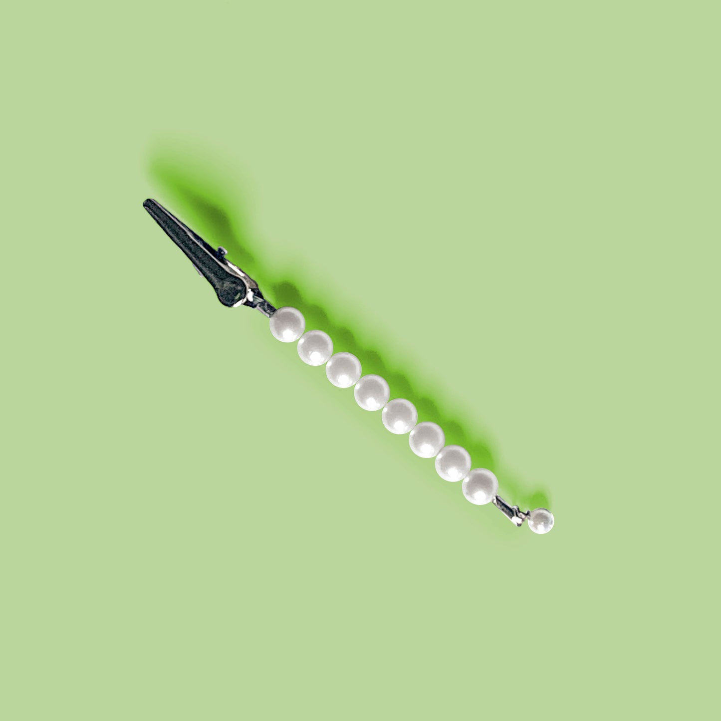 The Little Pearl J Clip