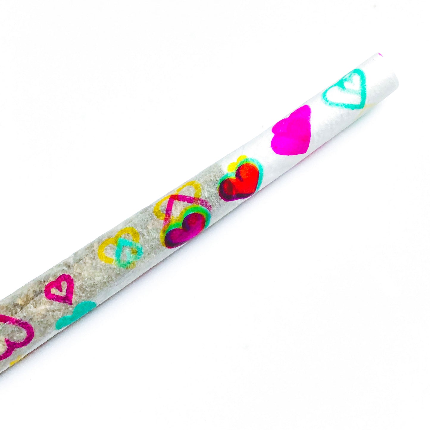 The Sweetheart Papers: Major Babe size heart printed rolling papers. These designer papers are girly, pretty, vegan, cute, cool, king size, high quality, even burn, natural dyes, best tasting, slow burn.