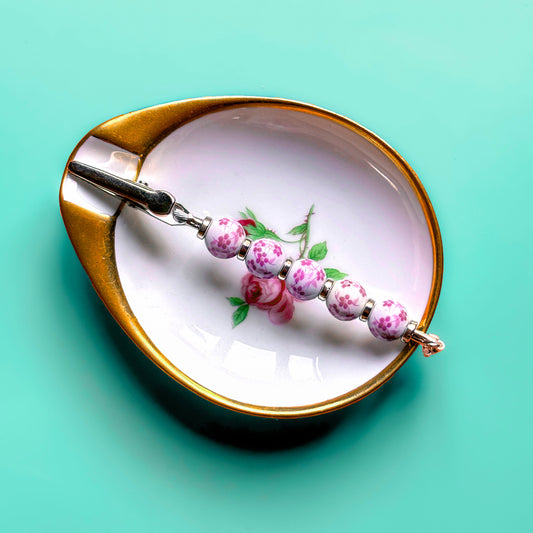 The Jasmine J Clip