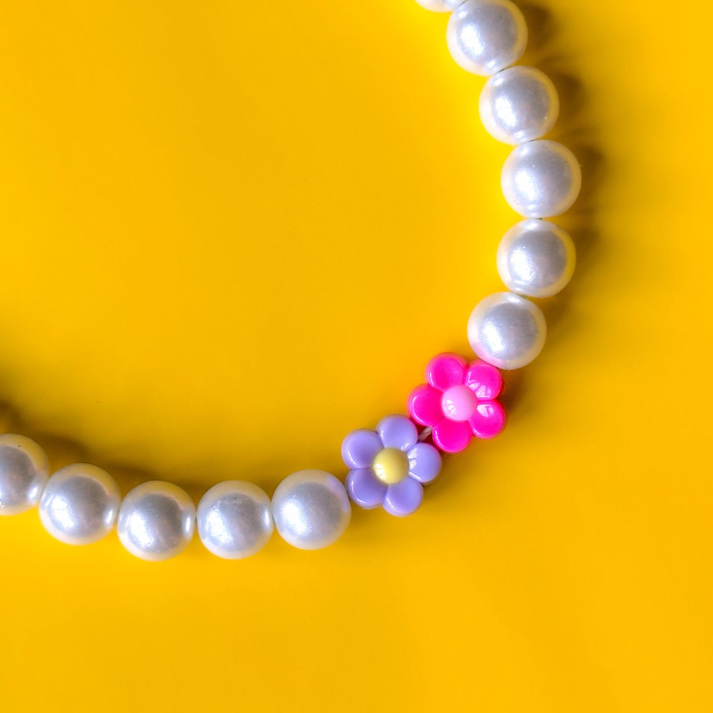 The Flower Pearl Chain