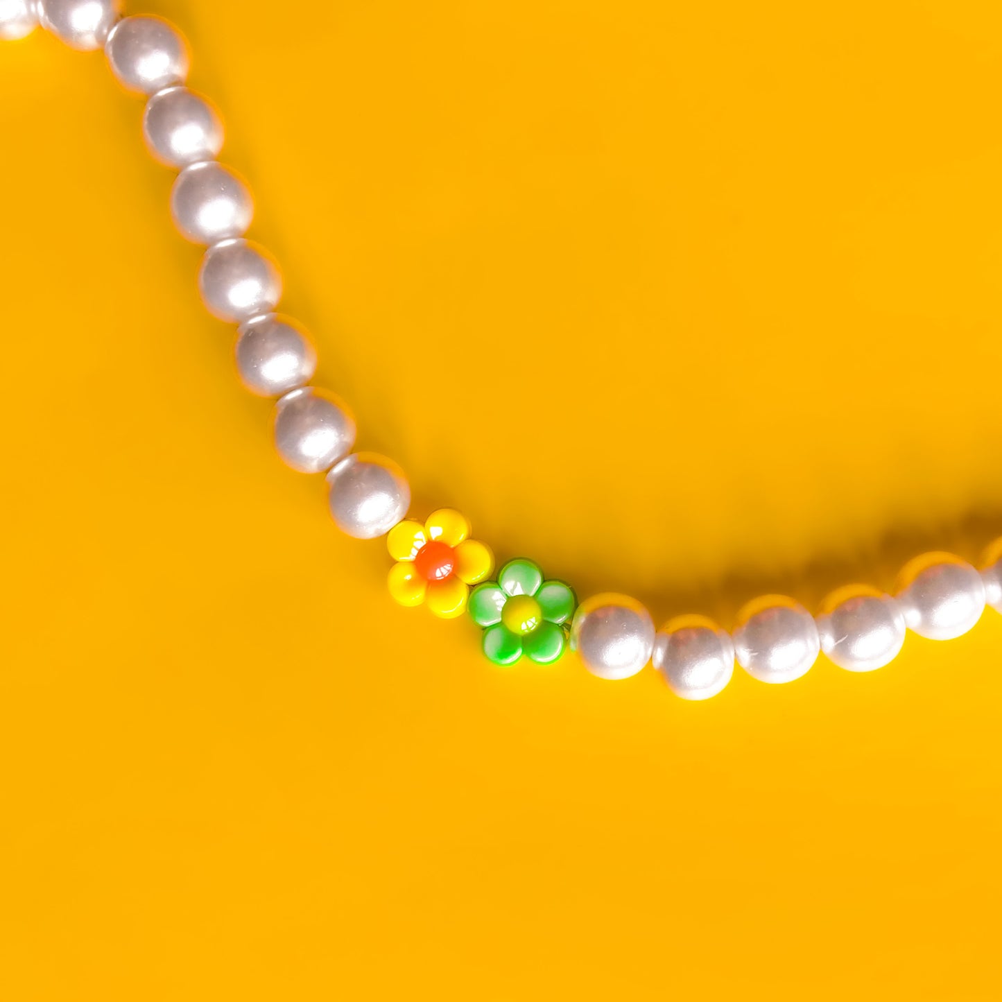 The Flower Pearl Chain