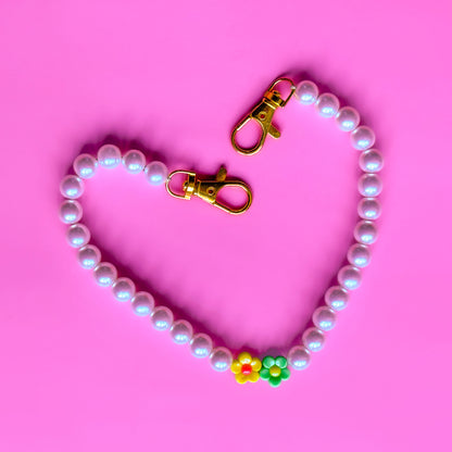 The Flower Pearl Chain