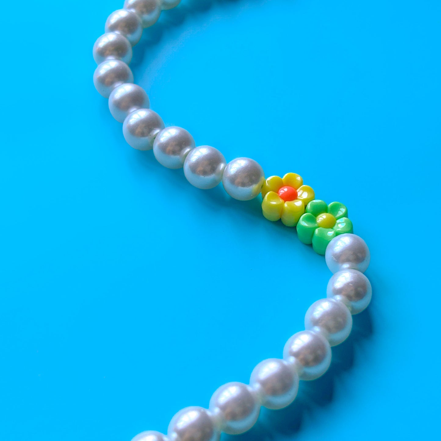 The Flower Pearl Chain