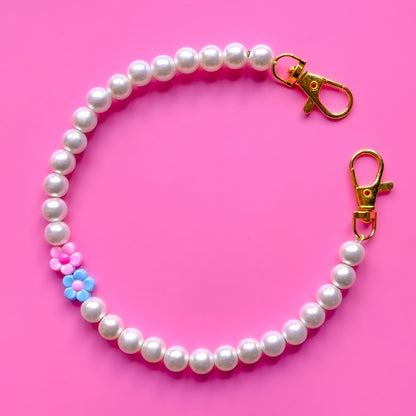 The Flower Pearl Chain