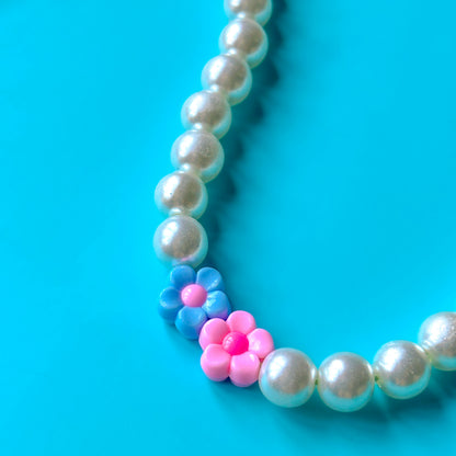 The Flower Pearl Chain