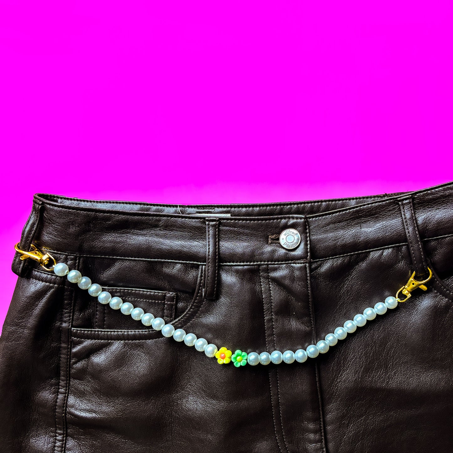 The Flower Pearl Chain