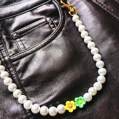 The Flower Pearl Chain