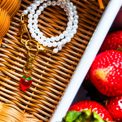 The Pearl Chatelaine