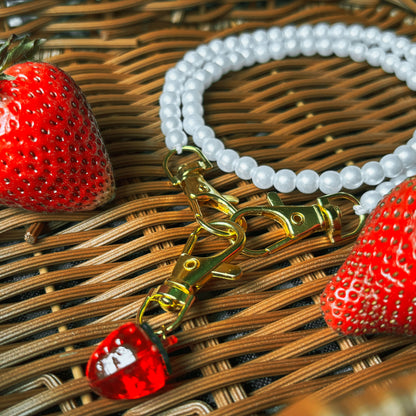 The Pearl Chatelaine