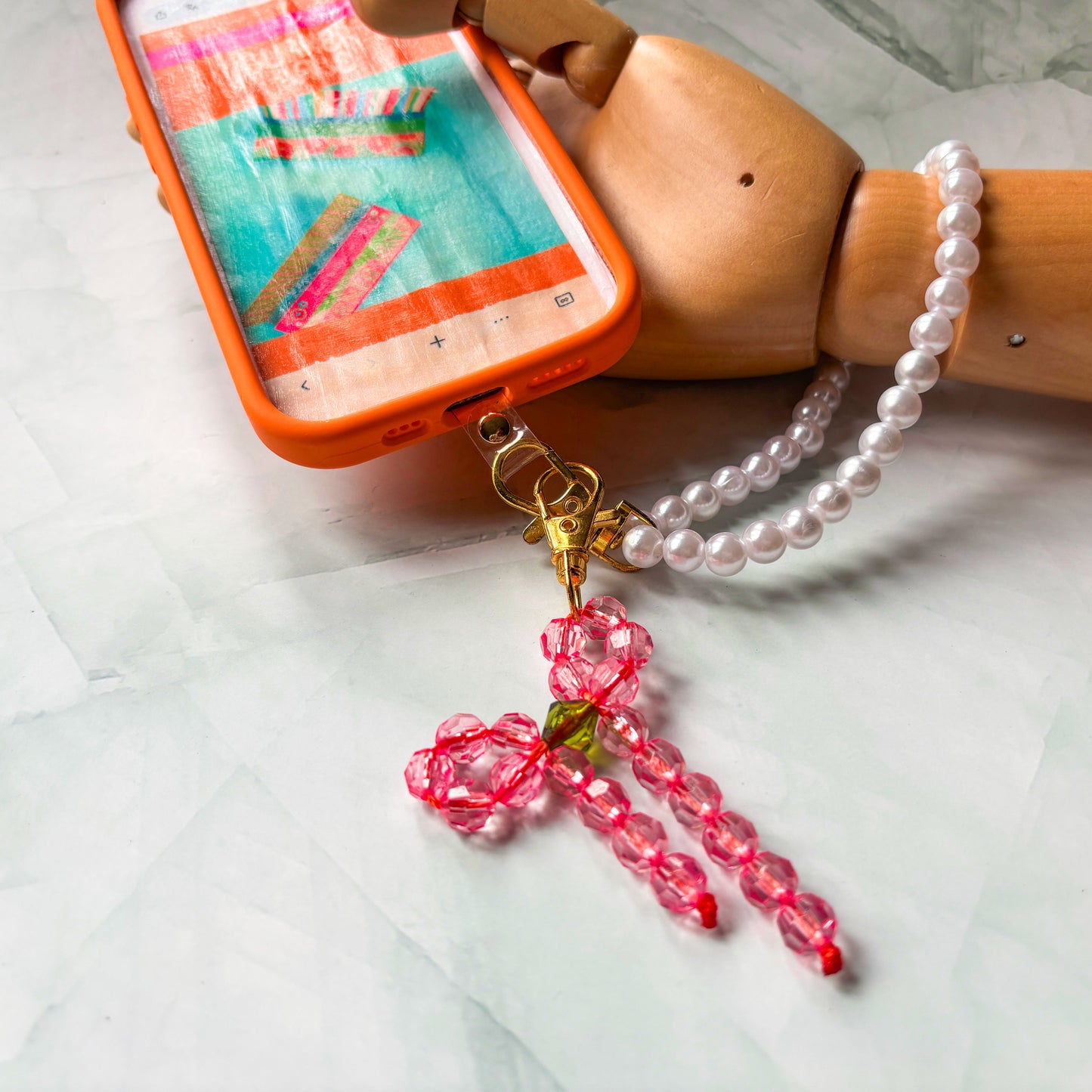 The Pearl Phone Chain