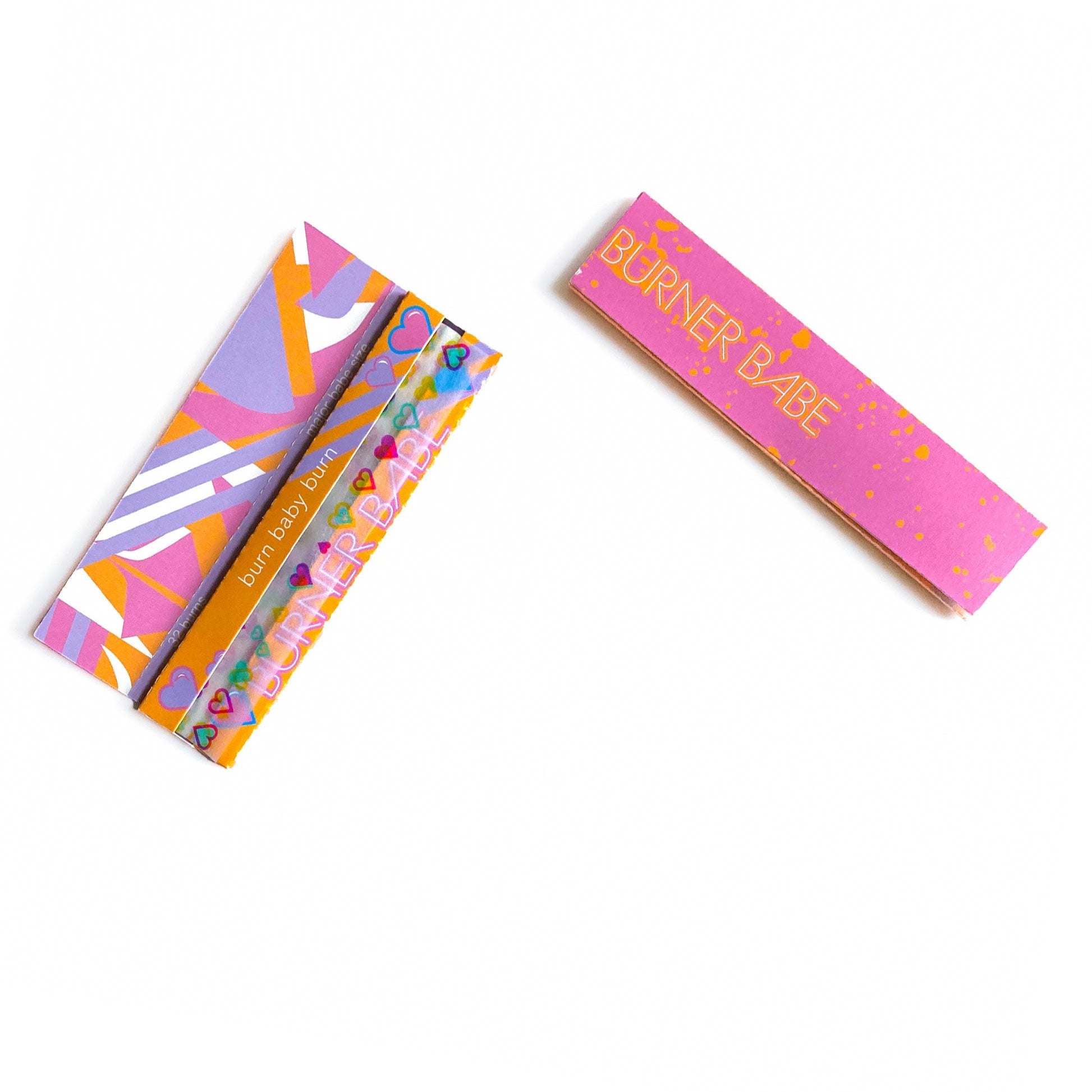 The Sweetheart Papers, set of 10: Major Babe size heart printed rolling papers. These designer papers are girly, pretty, vegan, cute, cool, king size, high quality, even burn, natural dyes, best tasting, slow burn.